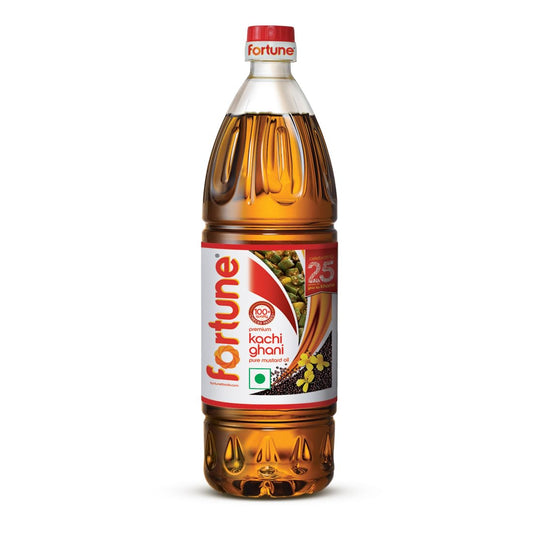 Fortune Premium Kachi Ghani Pure Mustard Oil, 910G PET Bottle (Weight May Vary)